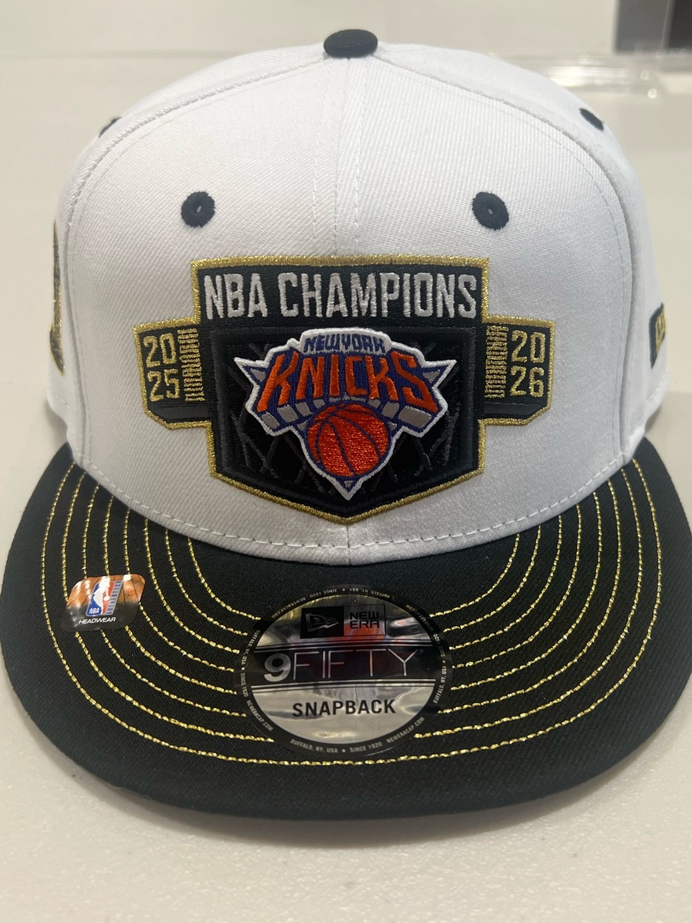 Knicks New Era White/Black 2026 NBA Finals Champions Locker Room 9FIFTY Hat